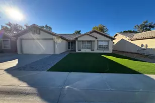 1332 N Bogle Ave, Chandler, AZ 85225 - Photo 1