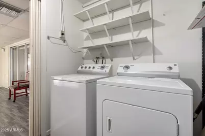 11054 N Coggins Drive, Sun City, AZ 85351 - Photo 23