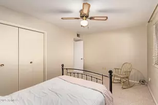 11054 N Coggins Dr, Sun City, AZ 85351 - Photo 15