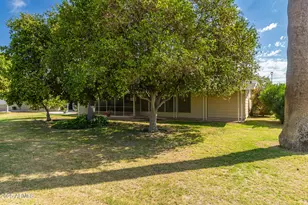 11054 N Coggins Dr, Sun City, AZ 85351 - Photo 27