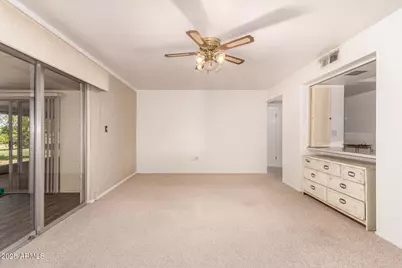 11054 N Coggins Drive, Sun City, AZ 85351 - Photo 7