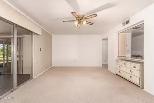 11054 N Coggins Dr, Sun City, AZ 85351 - Photo 7