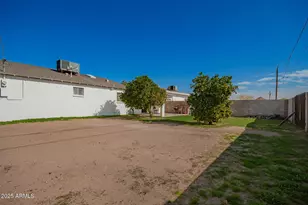 5541 W Windsor Ave, Phoenix, AZ 85035 - Photo 23