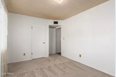 5541 W Windsor Avenue, Phoenix, AZ 85035 - Photo 15