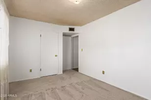 5541 W Windsor Ave, Phoenix, AZ 85035 - Photo 15