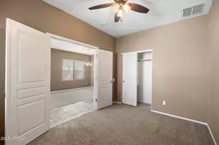 949 E Indian Wells Pl, Chandler, AZ 85249 - Photo 7