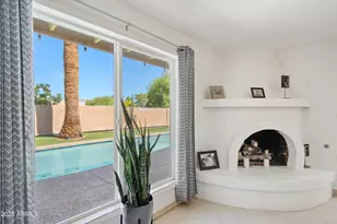 2440 E Yucca St, Phoenix, AZ 85028 - Photo 21