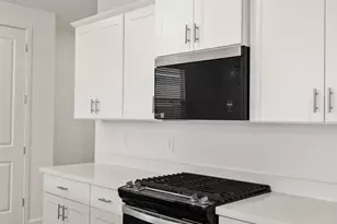 16040 W Bronco Trl, Surprise, AZ 85387 - Photo 33