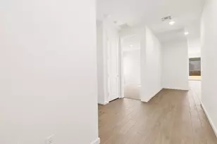 16040 W Bronco Trl, Surprise, AZ 85387 - Photo 3