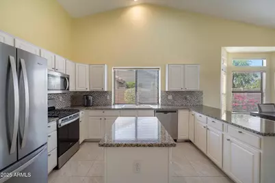 8306 W Escuda Drive, Peoria, AZ 85382 - Photo 11