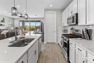 17745 W Running Deer Trl, Surprise, AZ 85387 - Photo 9