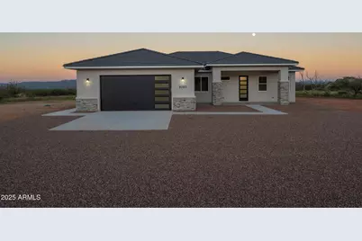 8287 S Elohyna Lane, Hereford, AZ 85615 - Photo 1