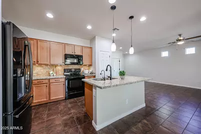 17131 S 174th Drive, Goodyear, AZ 85338 - Photo 13