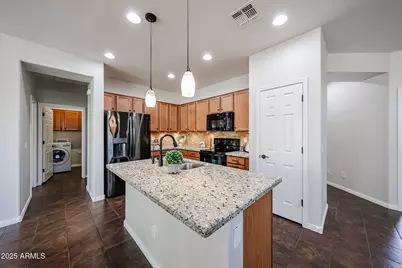 17131 S 174th Drive, Goodyear, AZ 85338 - Photo 11