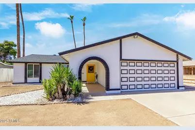 2104 N Pennington Drive, Chandler, AZ 85224 - Photo 1