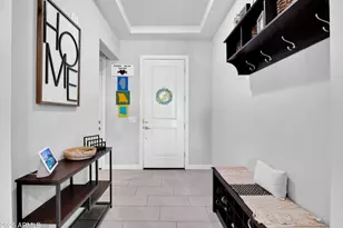 18493 W Hiddenview Dr, Goodyear, AZ 85338 - Photo 9