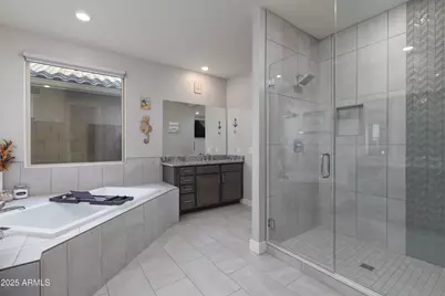 18493 W Hiddenview Drive, Goodyear, AZ 85338 - Photo 5