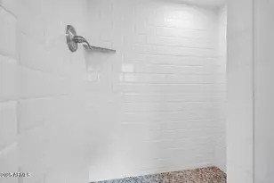 1107 E Marlette Ave, Phoenix, AZ 85014 - Photo 11