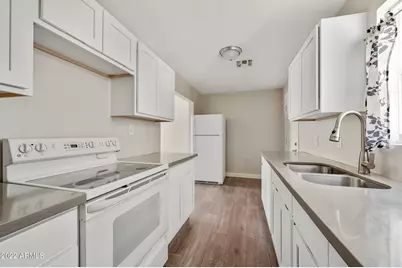 2142 E Taylor Street #7, Phoenix, AZ 85006 - Photo 7