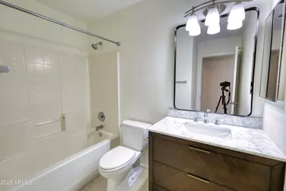 3211 E Menadota Drive, Phoenix, AZ 85050 - Photo 61