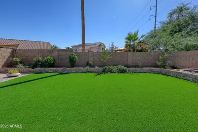 3211 E Menadota Drive, Phoenix, AZ 85050 - Photo 25