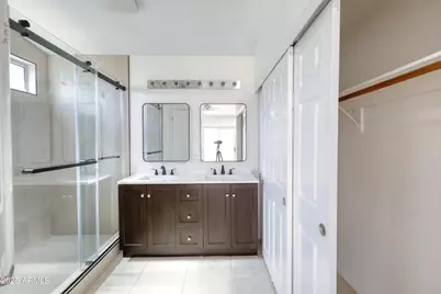 3211 E Menadota Drive, Phoenix, AZ 85050 - Photo 49