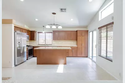 3211 E Menadota Drive, Phoenix, AZ 85050 - Photo 45