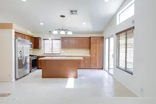 3211 E Menadota Dr, Phoenix, AZ 85050 - Photo 45