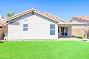 3211 E Menadota Dr, Phoenix, AZ 85050 - Photo 19