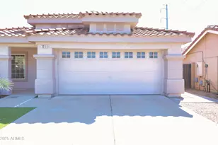 3211 E Menadota Dr, Phoenix, AZ 85050 - Photo 3