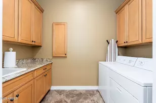 213 E Summerside Rd, Phoenix, AZ 85042 - Photo 29