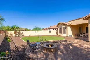 213 E Summerside Rd, Phoenix, AZ 85042 - Photo 35