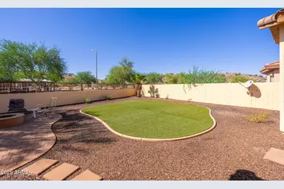 213 E Summerside Road, Phoenix, AZ 85042 - Photo 31