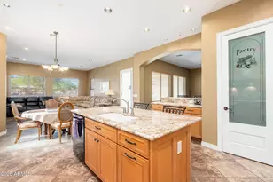 213 E Summerside Rd, Phoenix, AZ 85042 - Photo 13