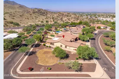 213 E Summerside Road, Phoenix, AZ 85042 - Photo 37