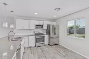 11348 N 113th Dr, Youngtown, AZ 85363 - Photo 1