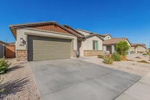 25210 W Bowker St, Buckeye, AZ 85326 - Photo 3