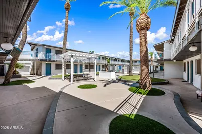 3025 N 32nd Street #31, Phoenix, AZ 85018 - Photo 15