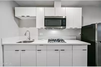 3025 N 32nd Street #31, Phoenix, AZ 85018 - Photo 7