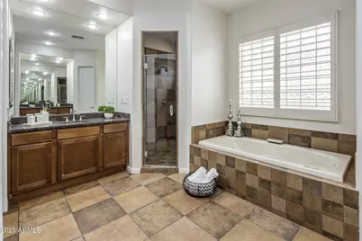 23024 N 38th Place, Phoenix, AZ 85050 - Photo 23