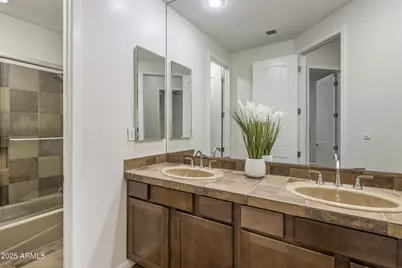23024 N 38th Place, Phoenix, AZ 85050 - Photo 29