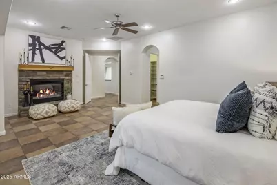 23024 N 38th Place, Phoenix, AZ 85050 - Photo 21