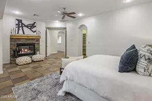 23024 N 38th Pl, Phoenix, AZ 85050 - Photo 21