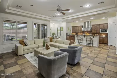 23024 N 38th Place, Phoenix, AZ 85050 - Photo 9