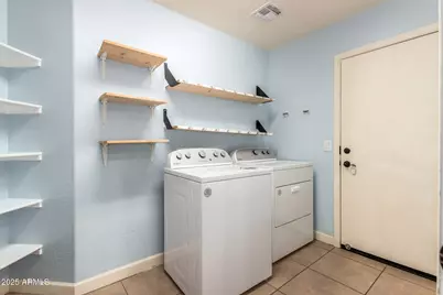 21686 W Hess Avenue, Buckeye, AZ 85326 - Photo 23