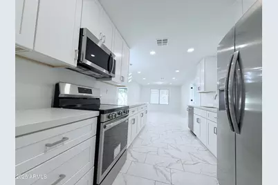 26621 S Shumaker Dr Drive, Sun Lakes, AZ 85248 - Photo 33