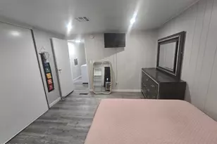 5747 W Missouri Ave, Glendale, AZ 85301 - Photo 15