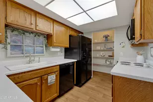 212 Leisure World, Mesa, AZ 85206 - Photo 7