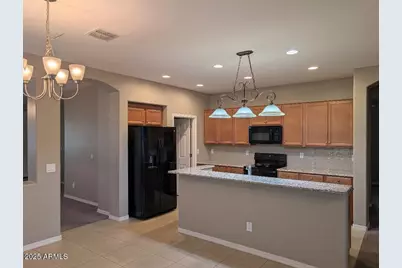 859 W Sisso Tree Avenue, San Tan Valley, AZ 85140 - Photo 7