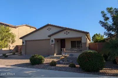 859 W Sisso Tree Avenue, San Tan Valley, AZ 85140 - Photo 1